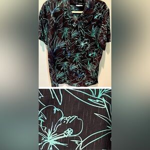 NWOT Men’s ORIGINAL USE Camp Shirt